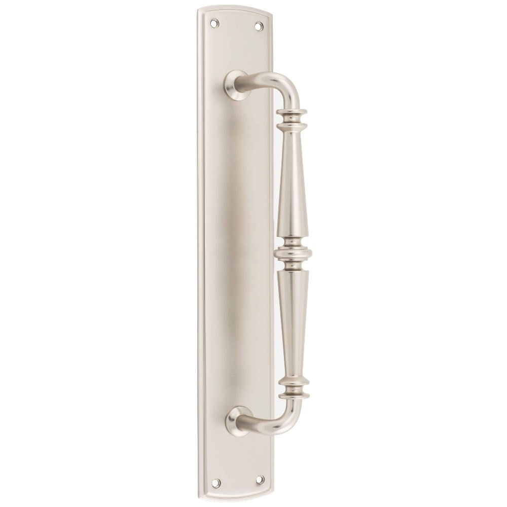 Sarlat Pull Handle On Backplate