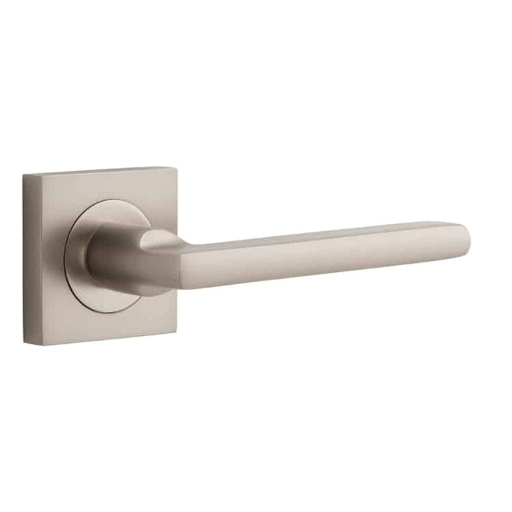 Baltimore Square Rose Door Lever Set