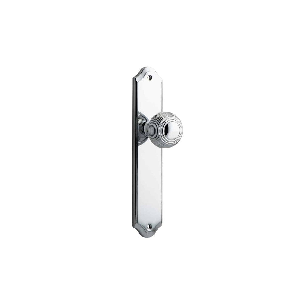 Guildford Shouldered Door Knob Set