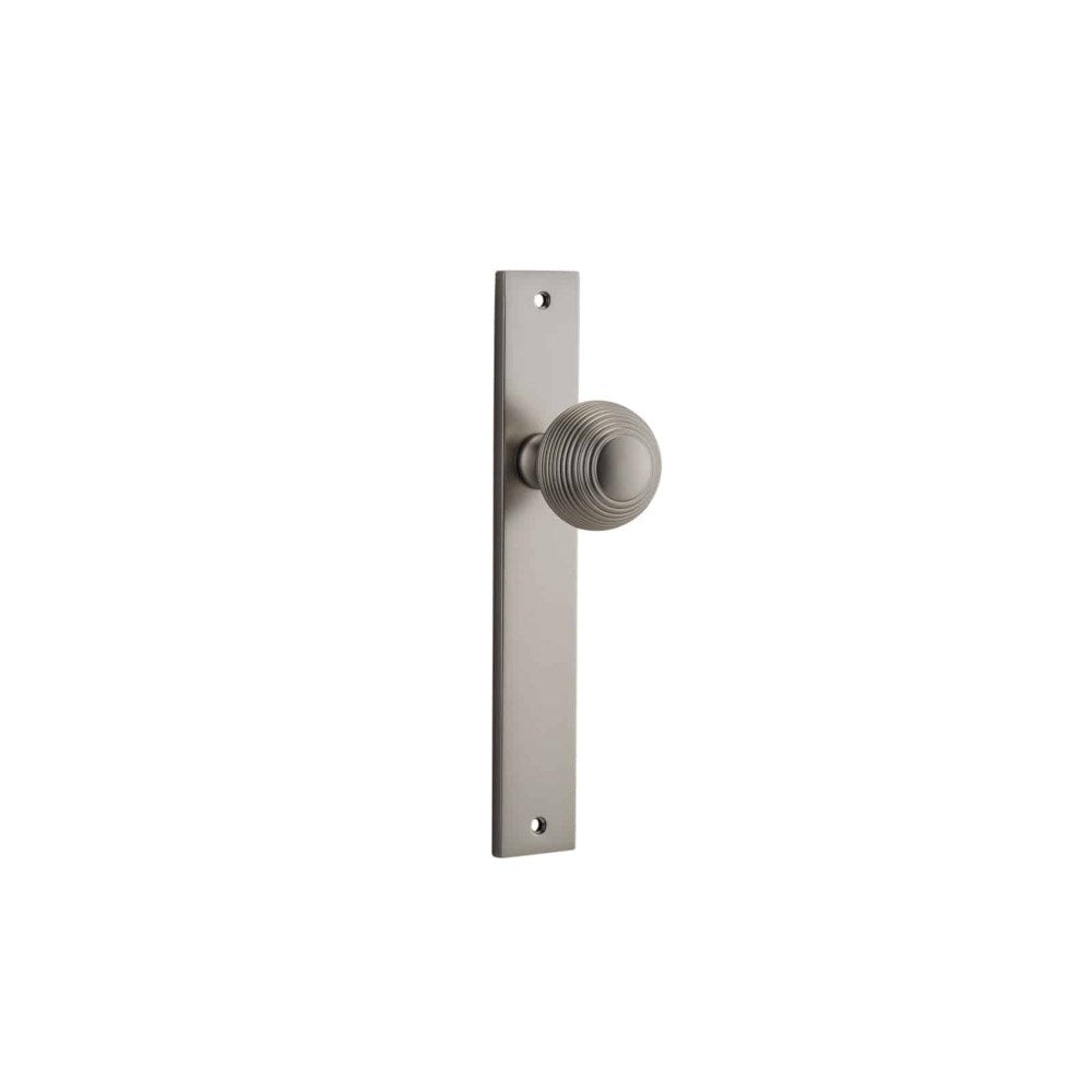 Guildford Rectangular Door Knob Set