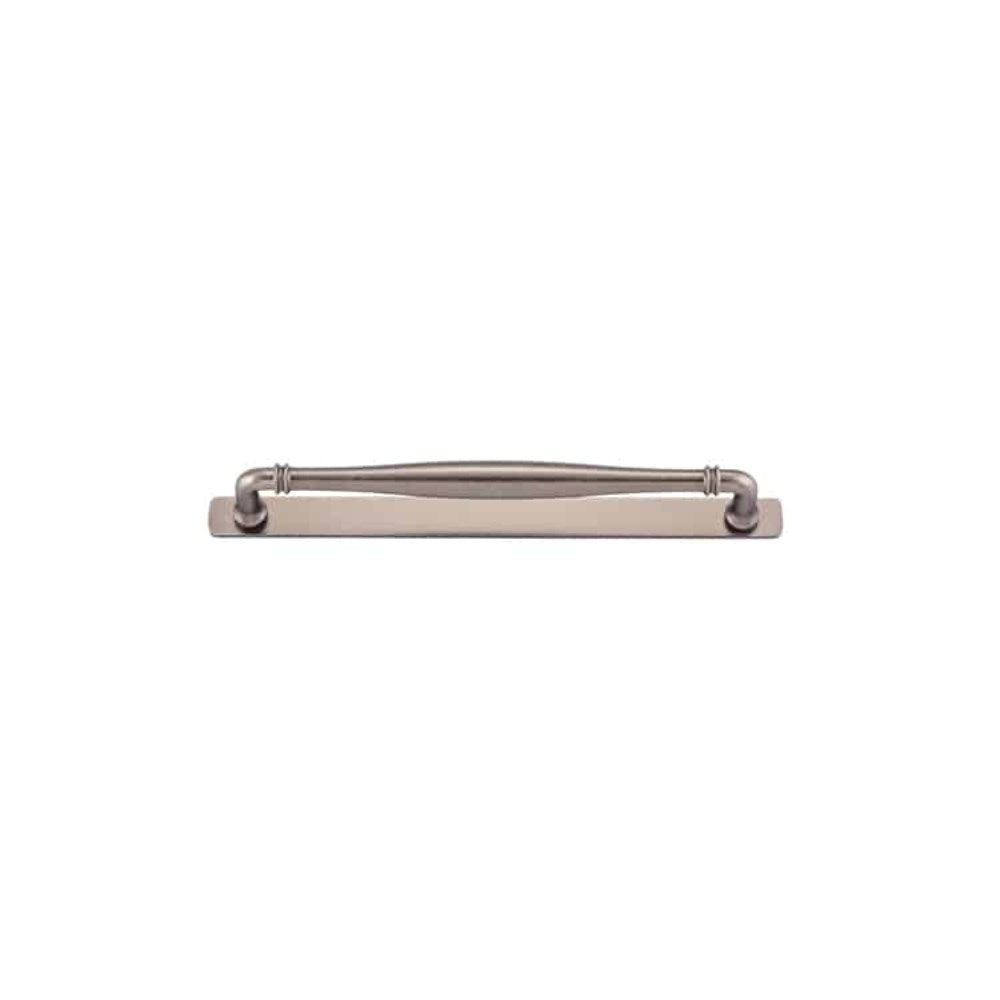 Sarlat Cabinet Pull on Backplate