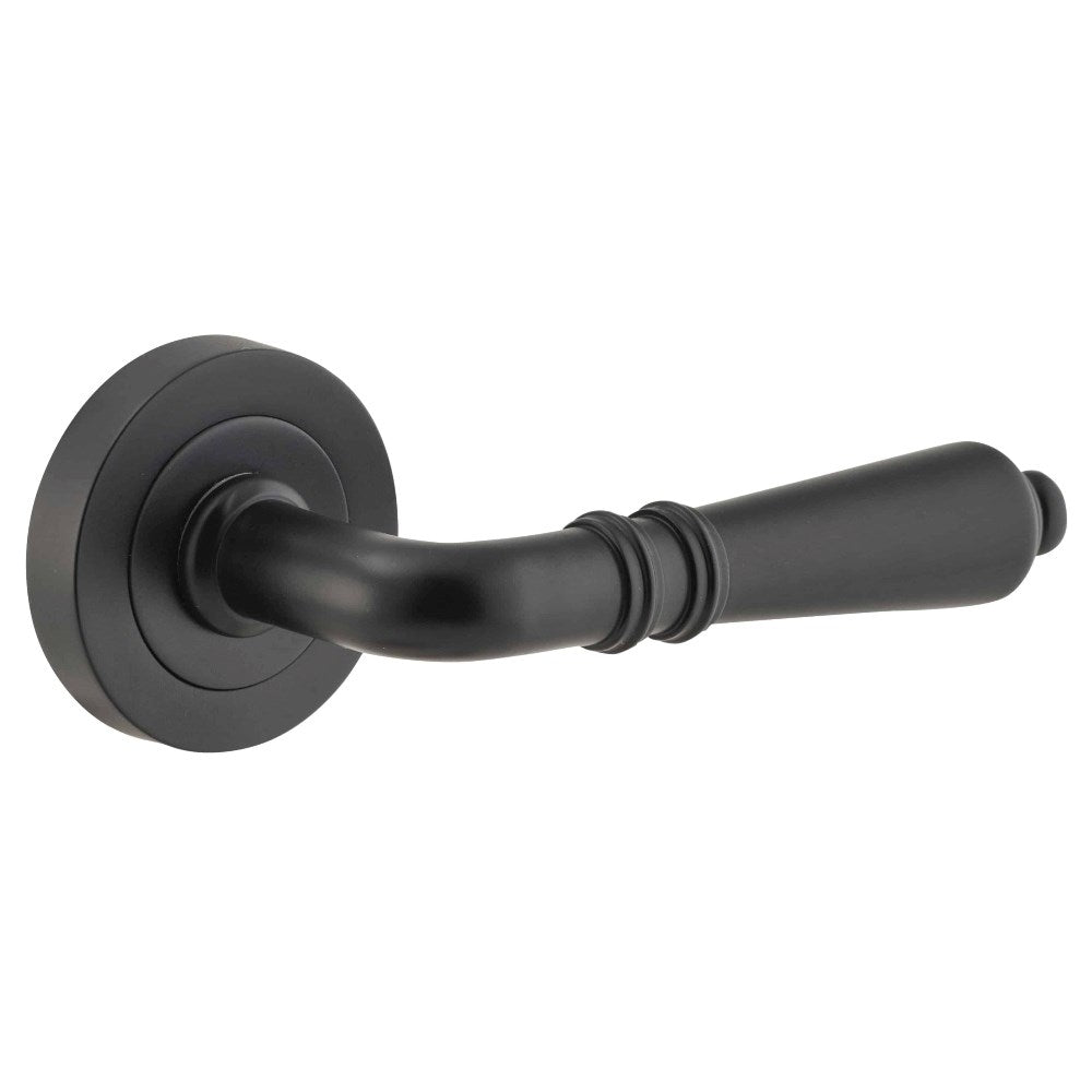 Sarlat Round Rose Door Lever Set